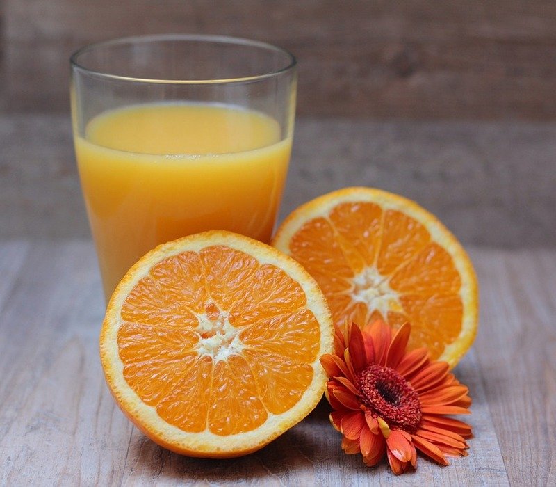 Entire Oranges Versus Squeezed Orange