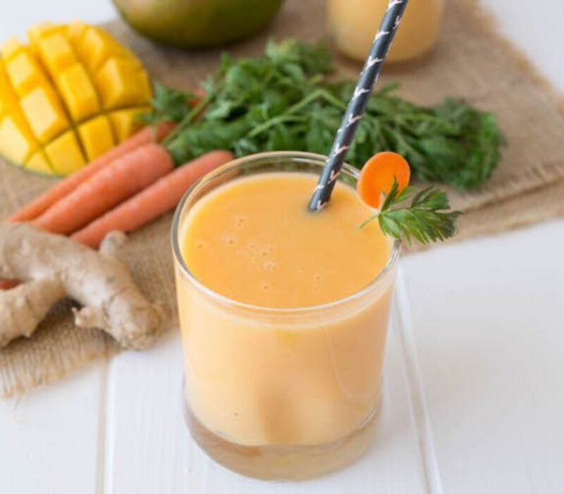 Carrot and Ginger Green Tea Smoothie