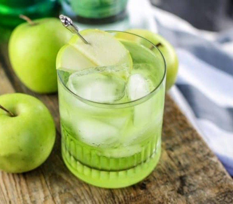 Green Dublin Apple Cocktail