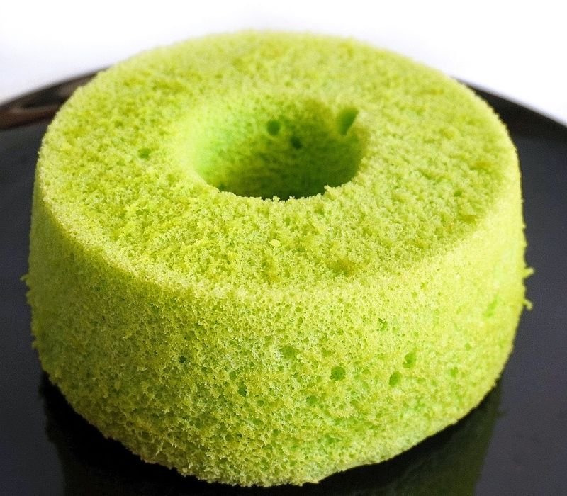 5 Motivations to Adore This Green Coconut Cake Recipe