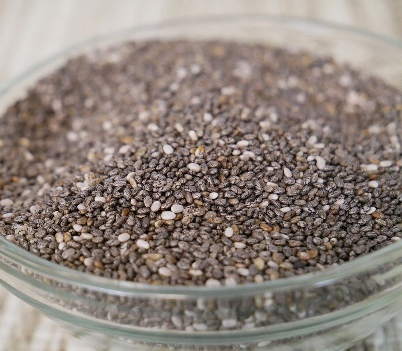 Instructions to Eat Chia Seeds With Water