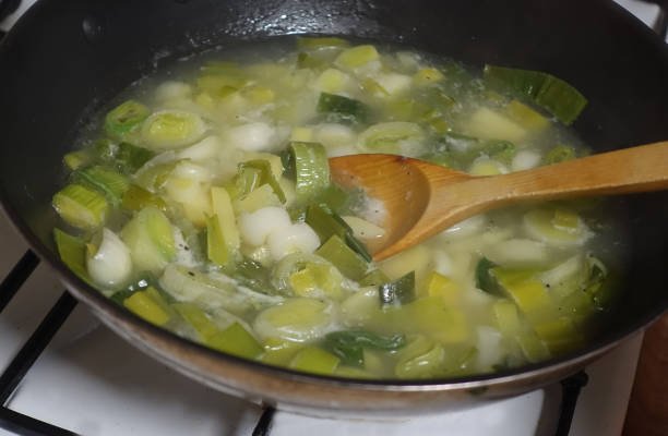 Alison-Roman-Potato-Leek-Soup
