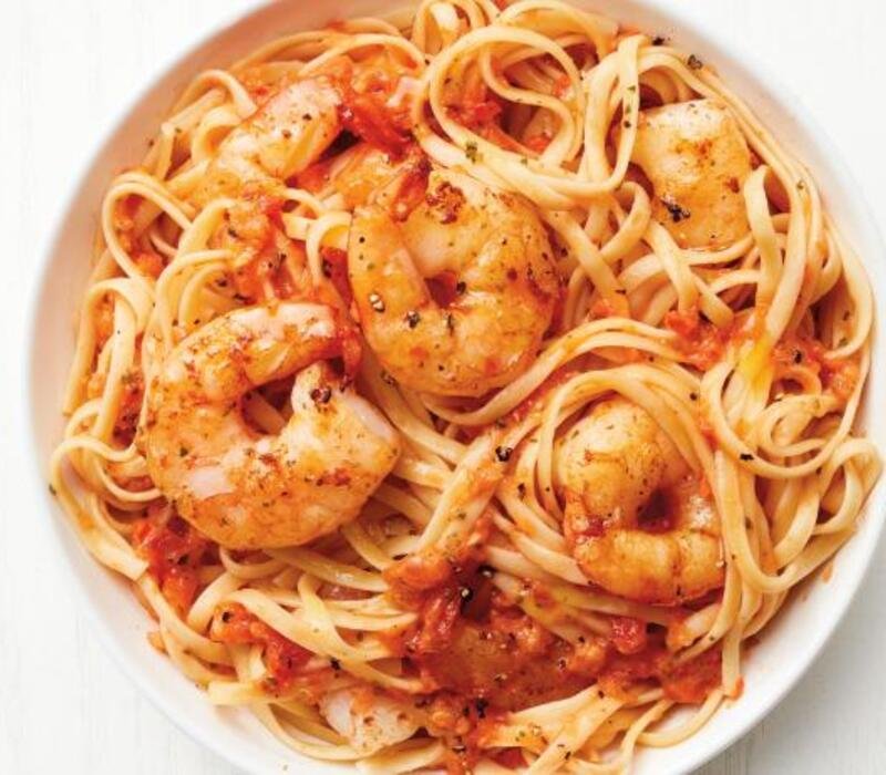 Spaghetti with Tomatoes and Shrimp
