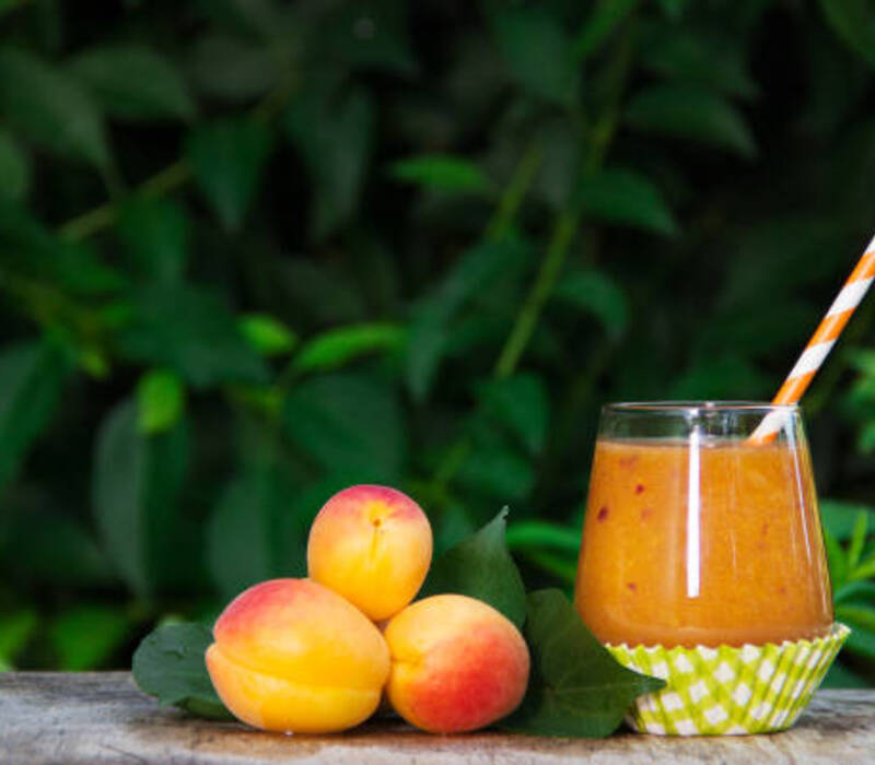 The-Amazing-Peach-Mango-Juice