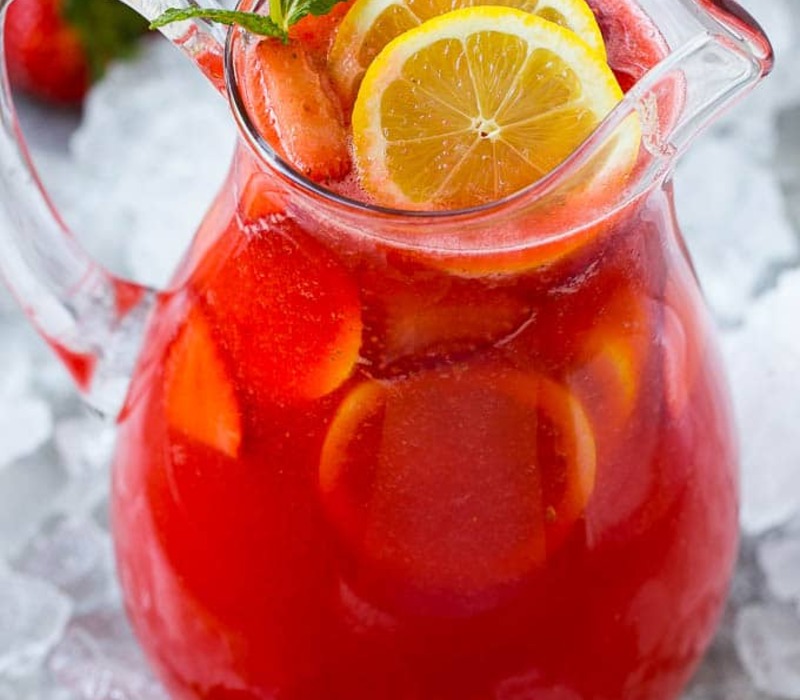 strawberry lemonade Easy to Make Arizona Strawberry Lemonade