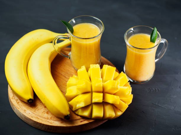 The-Best-Mango-Banana-Smoothie