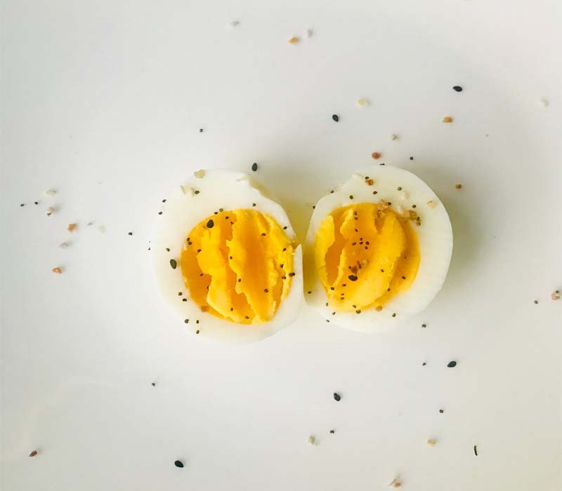 net carbs in eggs