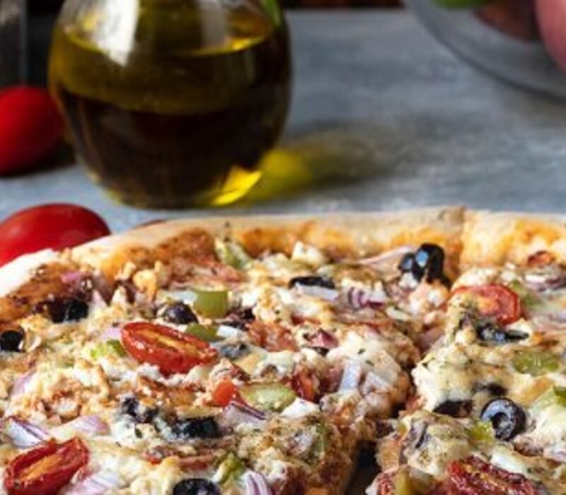Tricks to Make Homemade Easy Olive Oil Pizza 