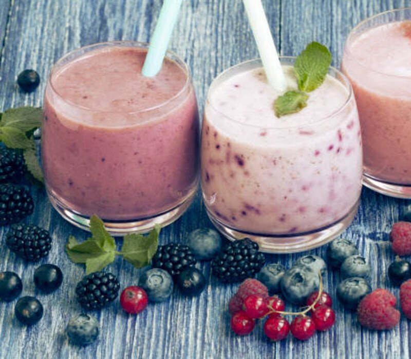 The Best Strawberry and Blueberry Smoothie