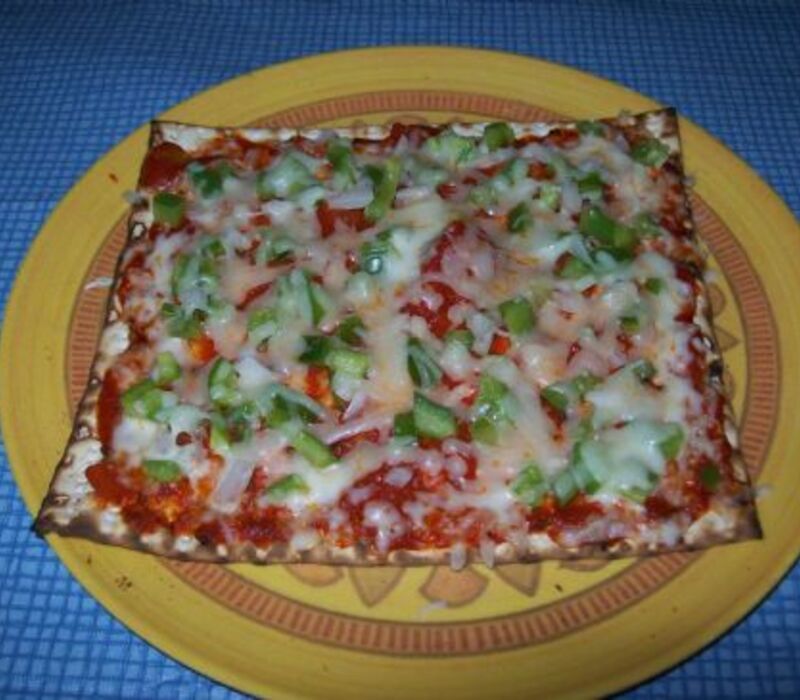 How to Make Matzo Pizza?