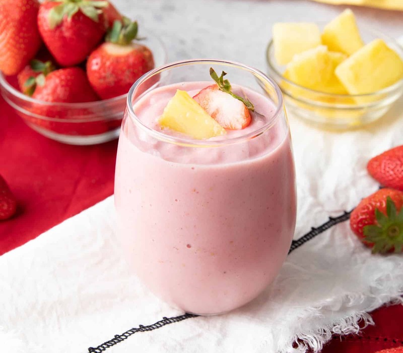 pineapple-strawberry Is Pineapple Strawberry Smoothie Recipe Good to Drink?
