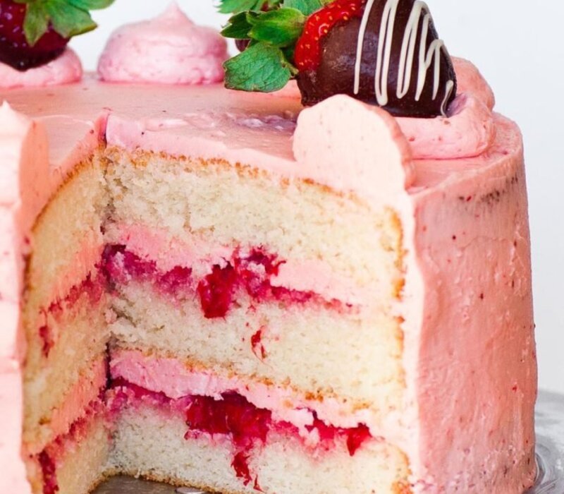 The Simple Sweet Strawberry Champagne Cake