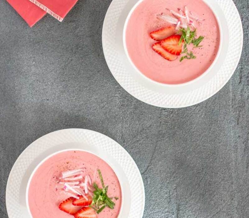 Enjoy The Chilled Strawberry Soup Recipe to Make