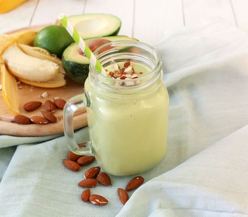 The Ultimate Guide to Delicious Almond Milk Smoothies