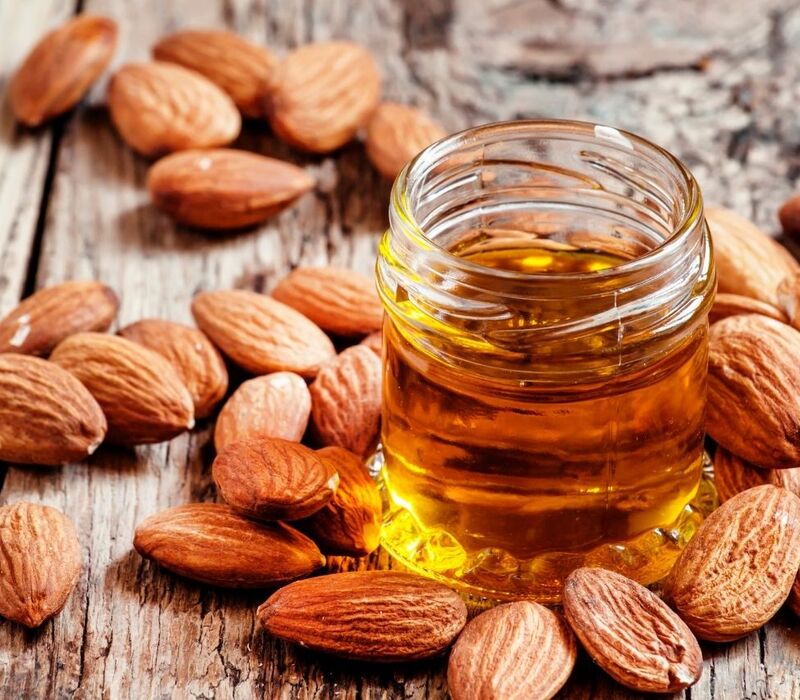almond-extract-recipe Delicious Homemade Almond Extract Recipe for Baking and Cooking